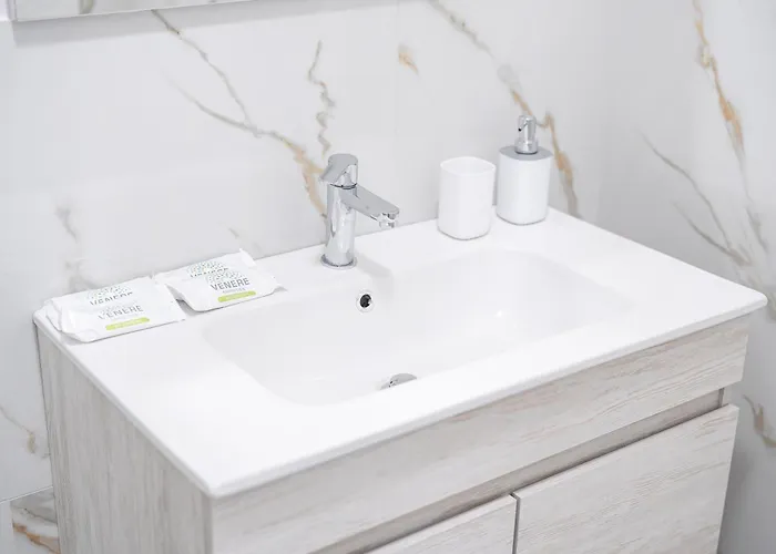 The Siva - Via Volta, 165